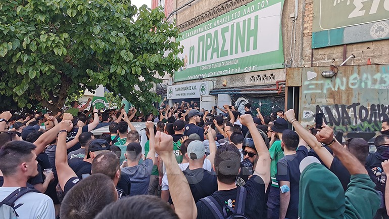 Αποθέωση για τη γυναικεία ομάδα μπάσκετ του Παναθηναϊκού στη Λεωφόρο