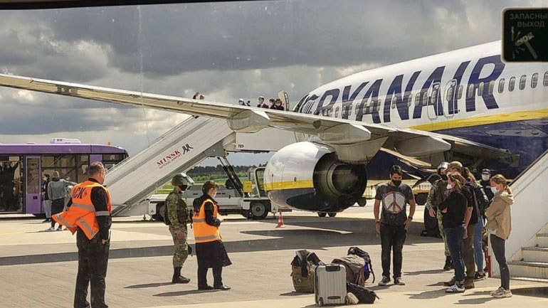 Βρετανία: Είναι δύσκολο να πιστέψουμε ότι η Ρωσία δεν εμπλέκεται στο περιστατικό με το αεροσκάφος της Ryanair