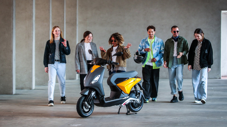 Το One απευθύνεται ξεκάθαρα στους νέους αναβάτες για τις μικρομετακινήσεις τους με στυλ.