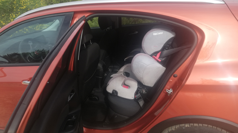 Ιδανικό για οικογένεια με δύο παιδιά.