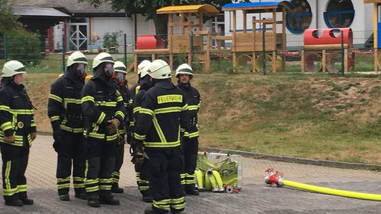 Τραγωδία σε κέντρο μεταναστών στη Γερμανία: Γυναίκα και νήπιο πέθαναν σε πυρκαγιά