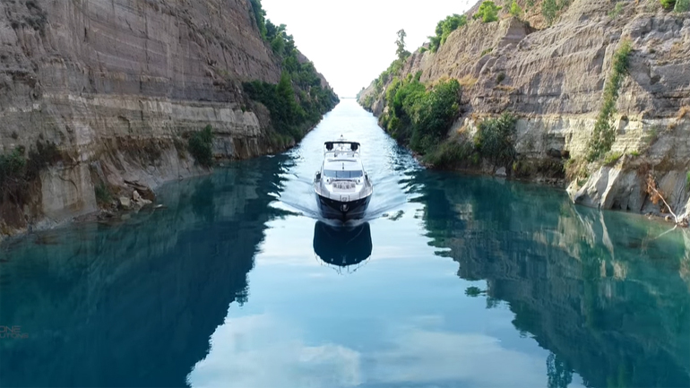 Διασχίζοντας τον Iσθμό της Κορίνθου