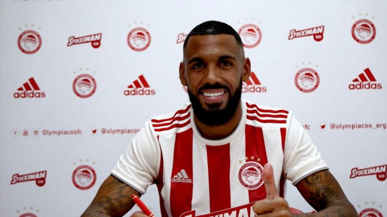 Εισβολή διαρρηκτών στο σπίτι του παίκτη του Ολυμπιακού Γιαν Εμβιλά