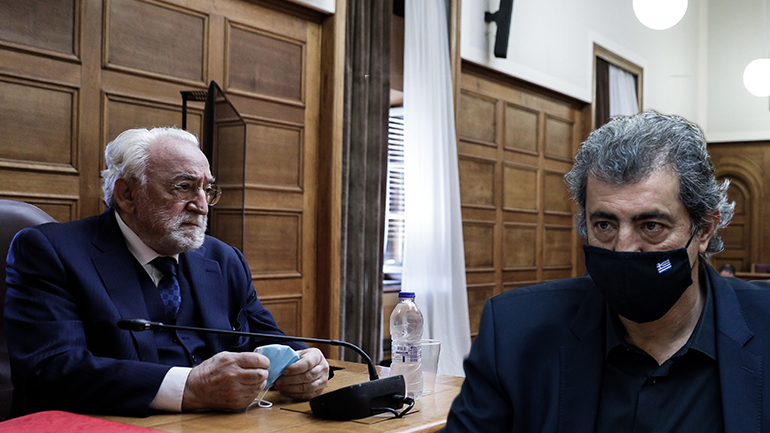 “Έλα έξω να τα πούμε οι δυο μας”