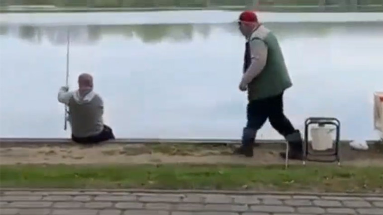 Έντονος τσακωμός μεταξύ δυο ψαράδων