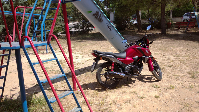 Μικρές διαστάσεις και ποιότητα στην κατασκευή δημιουργούν το σωστό μείγμα με τη σφραγίδα της Honda.