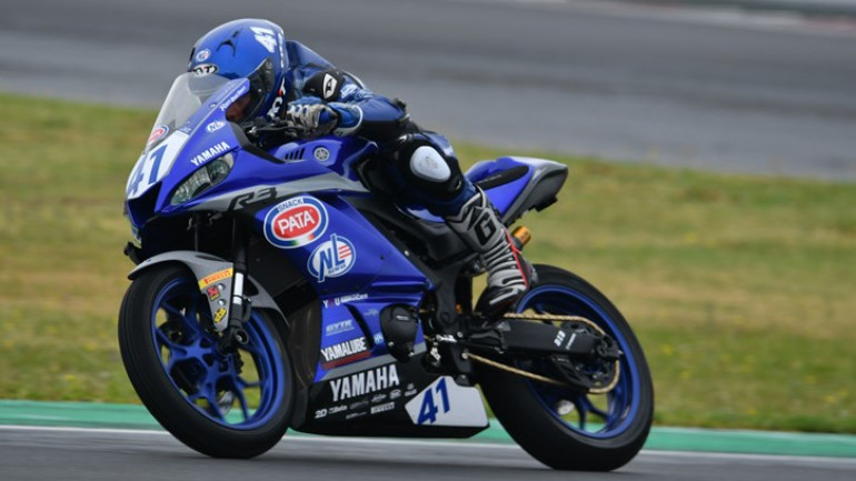 Ο Γιάννης Περιστεράς εν δράσει στην πίστα του Misano.