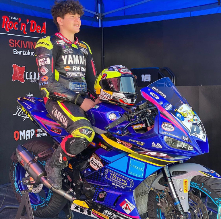 Χρειαζόμαστε τέτοια ταλέντα για να δούμε λίγο φως στο τούνελ του μηχανοκίνητου αθλητισμού της Ελλάδας.