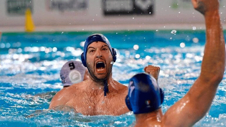 Φιλίποβιτς: «Είμαι ενθουσιασμένος που έρχομαι στην οικογένεια του Ολυμπιακού»