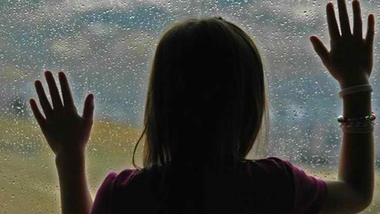 Υπουργείο Παιδείας: Σε αργία ο δάσκαλος που έστελνε άσεμνα μηνύματα στις μαθήτριες