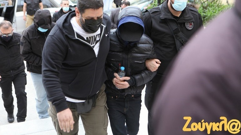 Στα χέρια του εισαγγελέα η έρευνα για τον Μένιο Φουρθιώτη