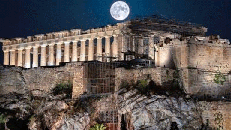 ΚΑΣ: «Πράσινο φως» στο αίτημα του Christian Dior για φωτογράφιση στην Ακρόπολη