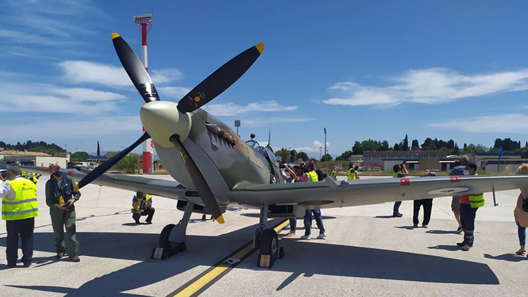 Το θρυλικό Spitfire προσγειώθηκε στο αεροδρόμιο της Κέρκυρας