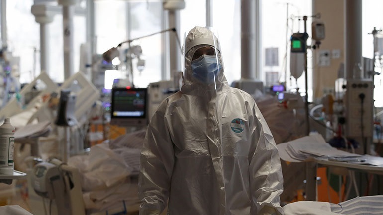 Η Ρωσία ανακοίνωσε 9.039 νέα κρούσματα κορωνοϊού και 402 θανάτους