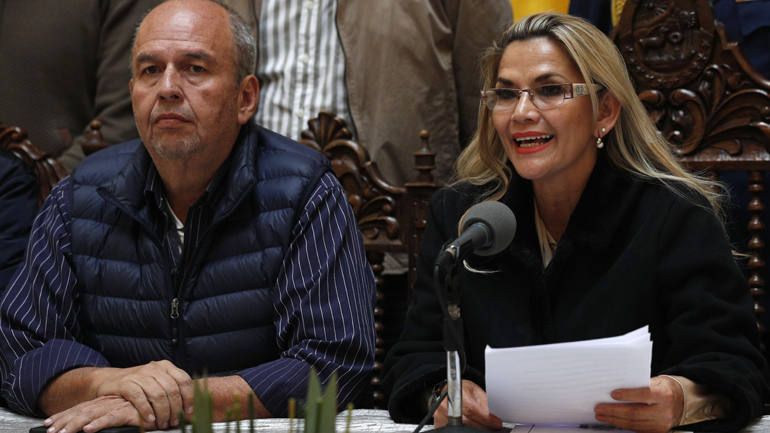 Συνελήφθη στις ΗΠΑ πρώην υπουργός της μεταβατικής κυβέρνησης της Βολιβίας