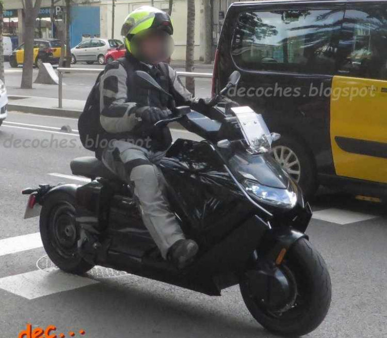 Η πρώτη εικόνα από τους δρόμους της Γερμανίας από το decoches.blogspot.