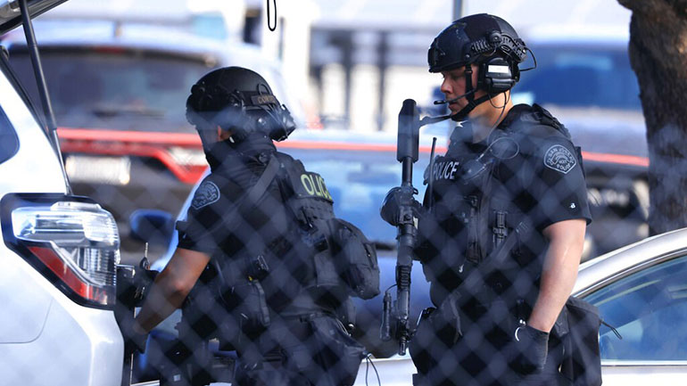 ΗΠΑ: Η αστυνομία και το FBI ψάχνουν να βρουν το κίνητρο στο επεισόδιο με τους πυροβολισμούς στην Καλιφόρνια