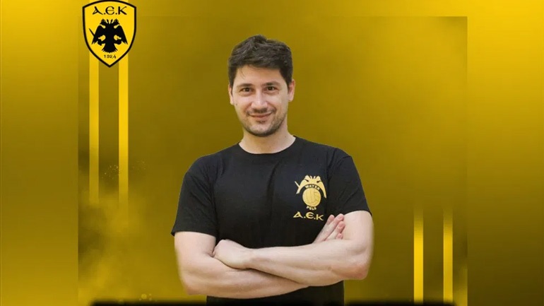 Ο Kωνσταντίνος Φλέγκας στο zougla.gr: «Η ΑΕΚ ήρθε για να μείνει»