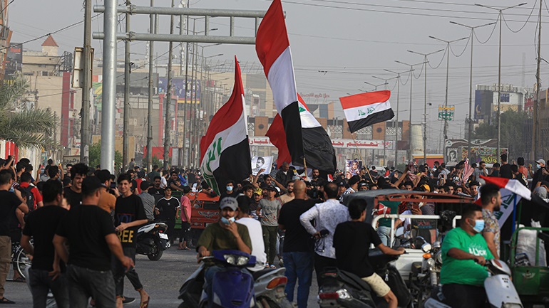 «Αγανακτισμένη» η κυβέρνηση των ΗΠΑ για τη «βάρβαρη βία» εναντίον ειρηνικών διαδηλωτών στο Ιράκ