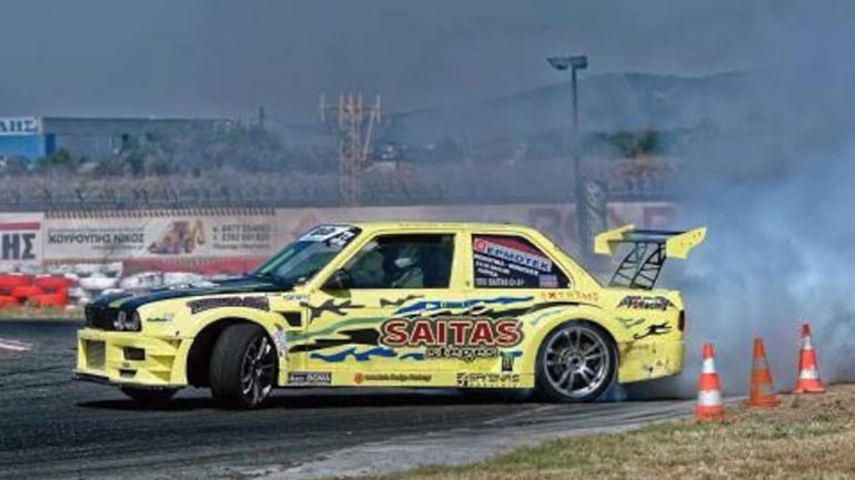 Χρήστος Σαΐτας: Ο Έλληνας ντρίφτερ που καίει ελαστικά