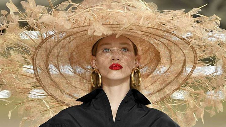 Valentino: Η πρώτη συλλογή μακιγιάζ του οίκου είναι γεγονός!