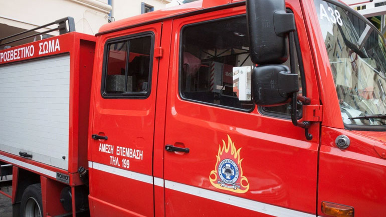 Φωτιά σε απορρίμματα στην Αγ. Κωνσταντίνου