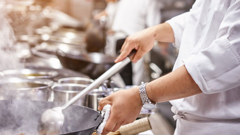 Αγγελία εργασίας: Ζητούνται μάγειρες όλων των ειδικοτήτων για βιομηχανικό catering