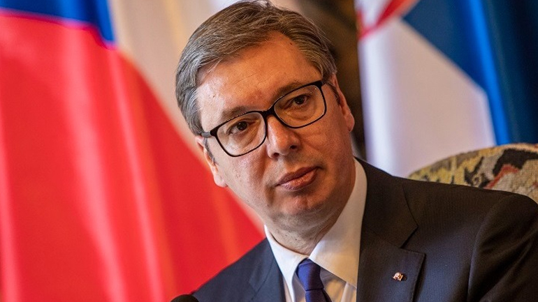 Σερβία: Συγχώνευση δύο κομμάτων που ενισχύει την πολιτική δύναμη του Βούτσιτς