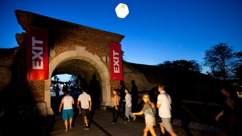Το EXIT Festival θα προσφέρει εμβόλια κατά του κορωνοϊού σε διεθνείς καλλιτέχνες και κοινό