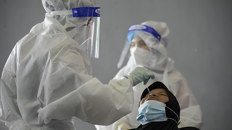 Η Μαλαισία θα εντείνει τους εμβολιασμούς εν μέσω αύξησης των κρουσμάτων Covid-19