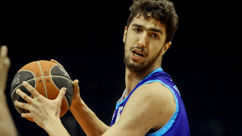 Μπάσκετ: Δήλωσε συμμετοχή στο NBA Draft 2021 ο Χουγκάζ