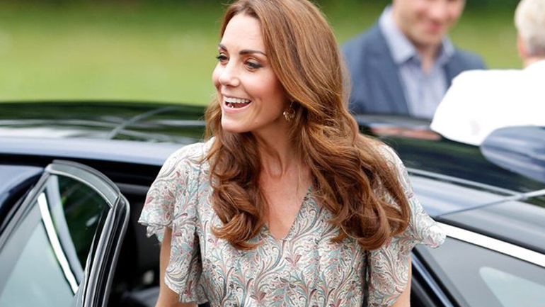 Τα γυαλιά ηλίου που δεν αποχωρίζεται στις εμφανίσεις της η Kate Middleton