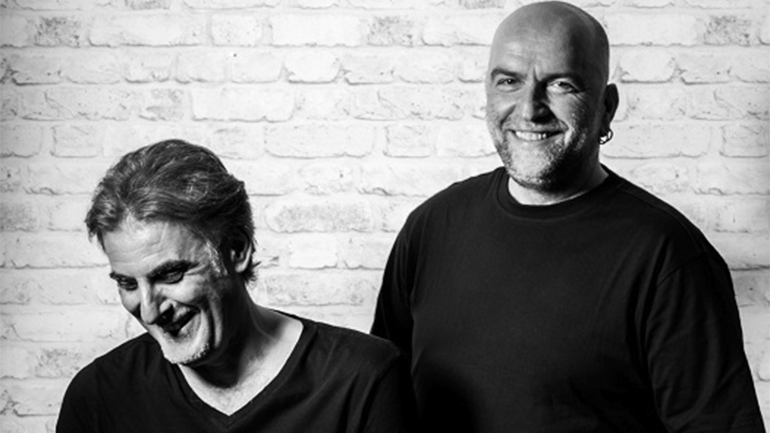 Οι Πυξ Λαξ στο Βεάκειο Θέατρο Πειραιά