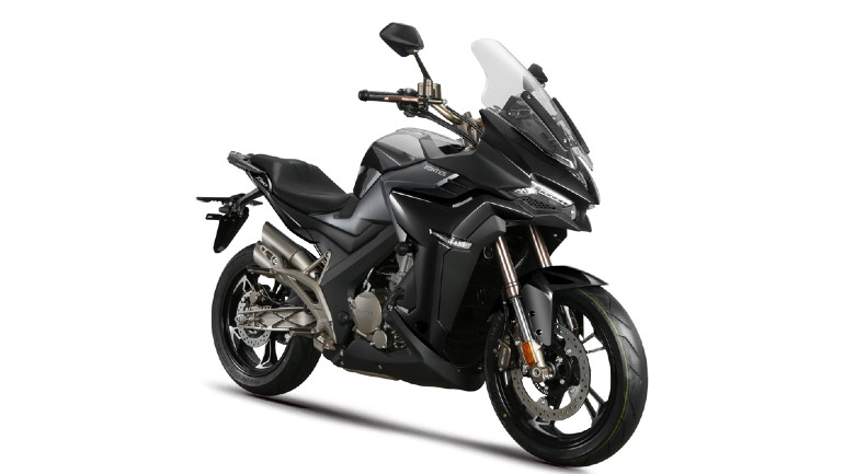 Η Zontes εξελίσσει τρικύλινδρο κινητήρα!