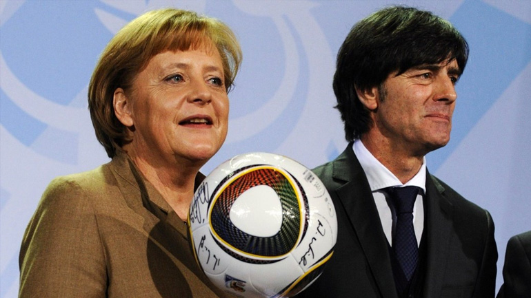 Γερμανία: Συνάντηση Γιόακιμ Λεβ με τη καγκελάριο Μέρκελ πριν το Euro 2020