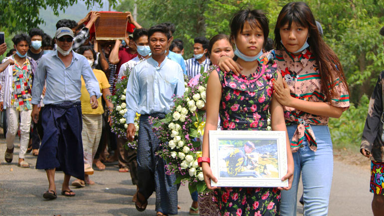 Μιανμάρ: Συνεχίζονται οι διαμαρτυρίες τέσσσερις μήνες μετά το πραξικόπημα