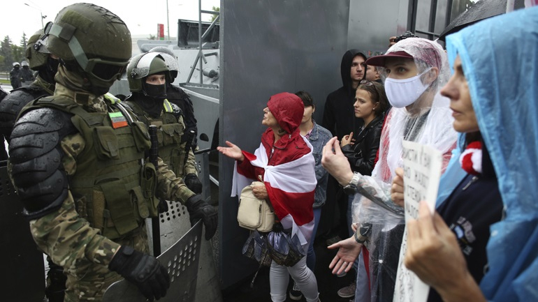 Λευκορωσία: Αφέθηκε ελεύθερος ο δημοσιογράφος της Deutsche Welle Αλεξάντρ Μπουράκοφ