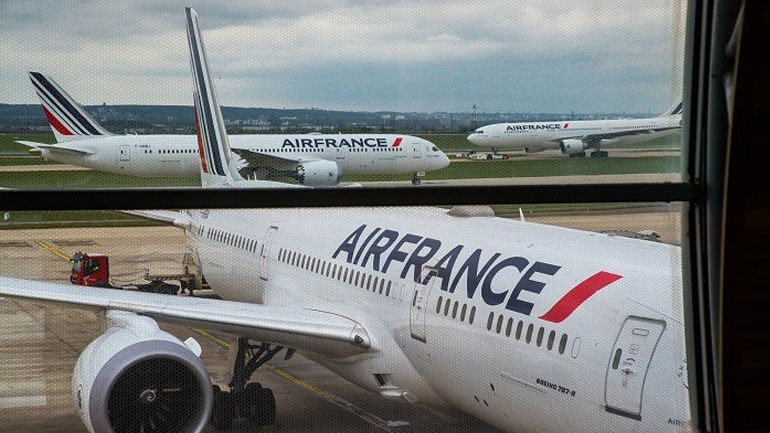 Γαλλία: Δεν βρέθηκε βόμβα σε αεροσκάφος της εταιρείας Air France