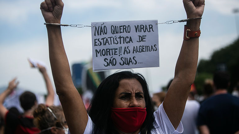 Βραζιλία: Νέες διαδηλώσεις με κατσαρολικά σε ένδειξη διαμαρτυρίας για τη διαχείριση της πανδημίας