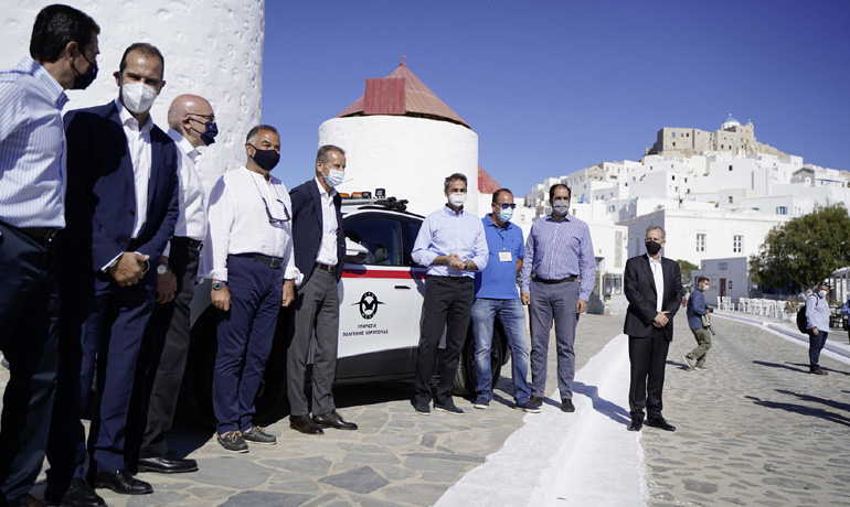 Στην πανέμορφη χώρα του νησιού. 