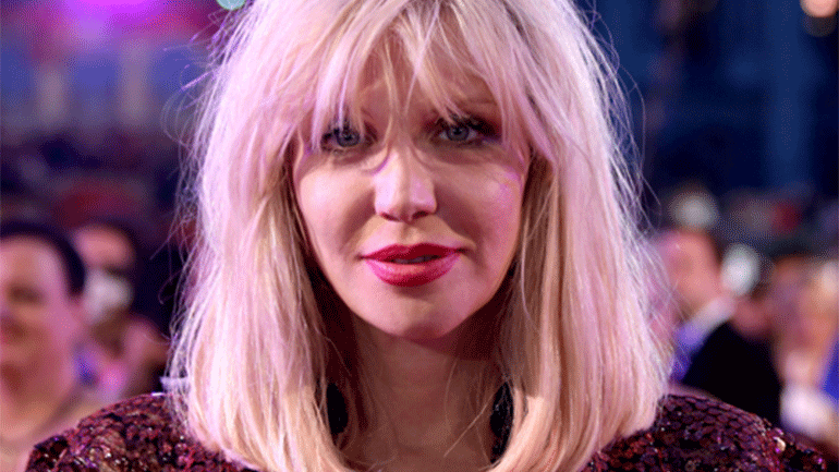 H Κόρτνεϊ Λοβ αποκλείει κάθε ενδεχόμενο επανένωσης των Hole