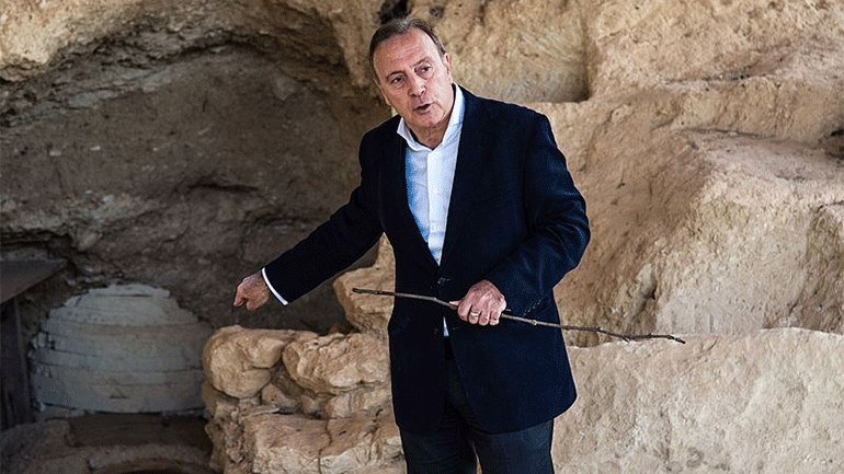 Νικολάος Χρ. Σταμπολίδης:  Ανακοίνωση από το Μουσείο Κυκλαδικής Τέχνης