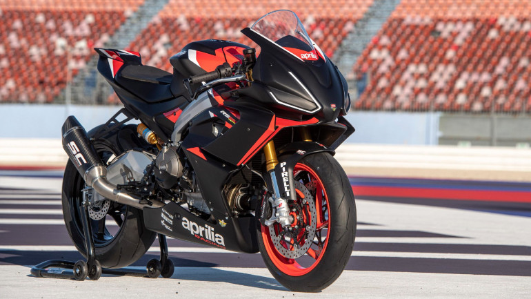 Παρουσιάστηκε η αγωνιστική έκδοση του Aprilia RS660