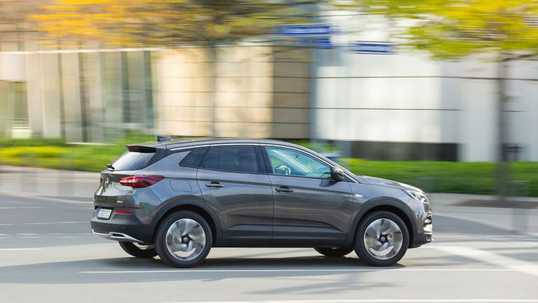 Opel Grandland Χ 130Hp:Μεγάλοι χώροι-Μικρή κατανάλωση (όλες οι τιμές)