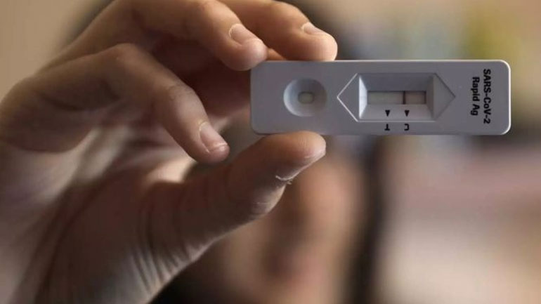 Τέλος εποχής για τα self tests – Τι αναφέρεται σε εγκύκλιο που έφτασε στα φαρμακεία της Κρήτης