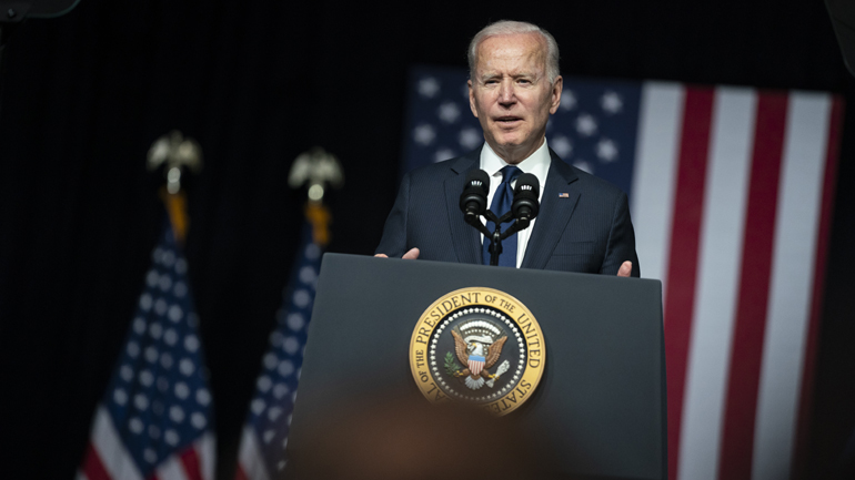 ΗΠΑ: Ο Τζο Μπάιντεν προσκάλεσε τον πρόεδρο της Ουκρανίας στον Λευκό Οίκο
