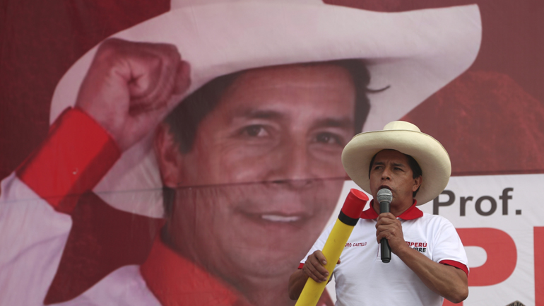 Προεδρικές εκλογές στο Περού: Μικρό προβάδισμα για τον Πέδρο Καστίγιο