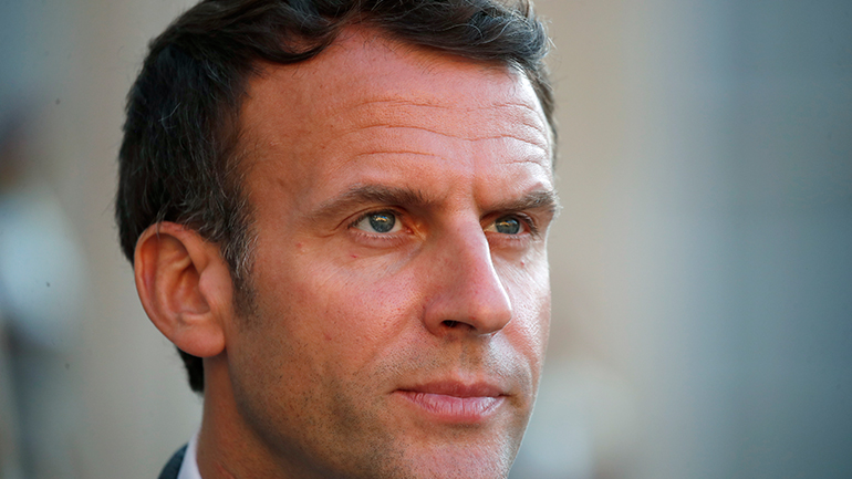 Για «μεμονωμένο περιστατικό» μιλάει ο πρόεδρος Μακρόν αφότου άνδρας τον χαστούκισε