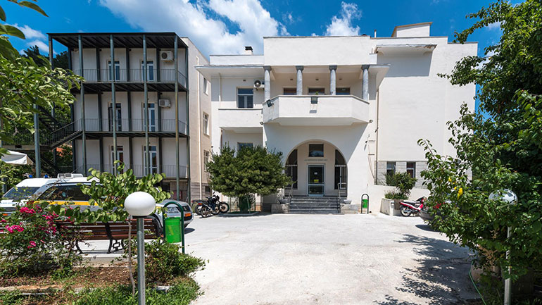 Μυτιλήνη: Γαστρεντερίτιδα «θέρισε» φιλοξενούμενους Κέντρου Πρόνοιας – Νεκρός ένας άνδρας 61 ετών