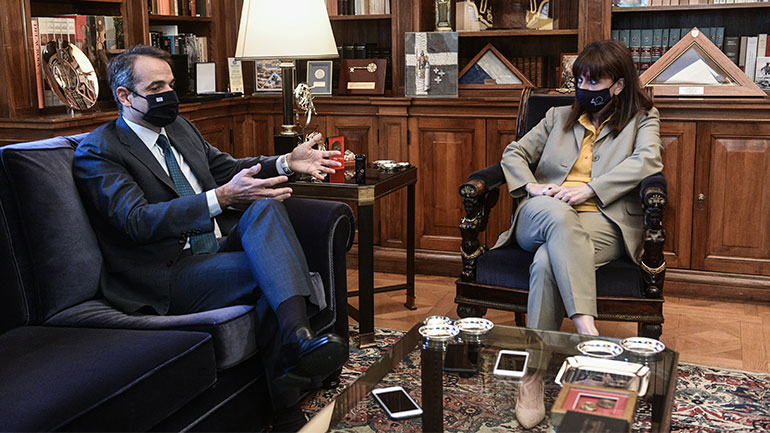 Κ. Μητσοτάκης: Το φθινόπωρο η συζήτηση για υποχρεωτικό εμβολιασμό και προνόμια